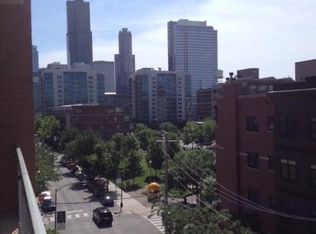 950 W Monroe St #P46, Chicago, IL 60607