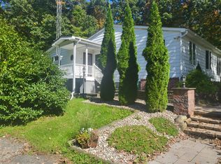 187 Huckleberry Tpke #A, Wallkill, NY 12589