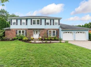 7 Rivendell Rd, Succasunna, NJ 07876