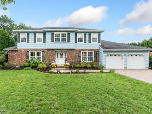 7 Rivendell Road, Roxbury Twp., NJ 07876