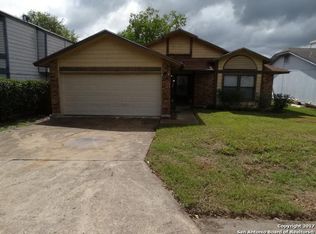 8469 Maple Ridge Dr, San Antonio, TX 78239