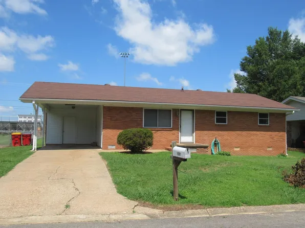 107 Adams St, Morrilton, AR 72110