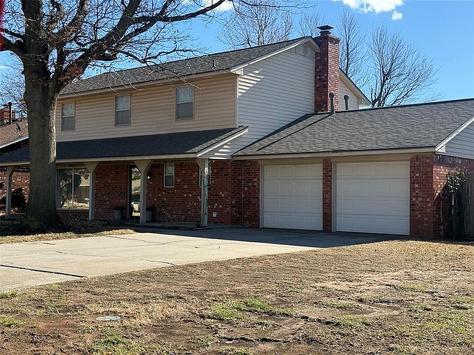 1st image of 813 SW 25th St