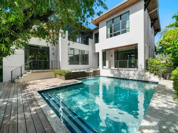 264 Westwood Dr, Key Biscayne, FL 33149