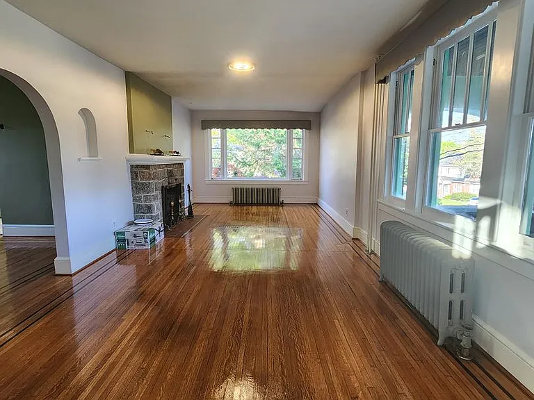 470 Maple St — Photo 11