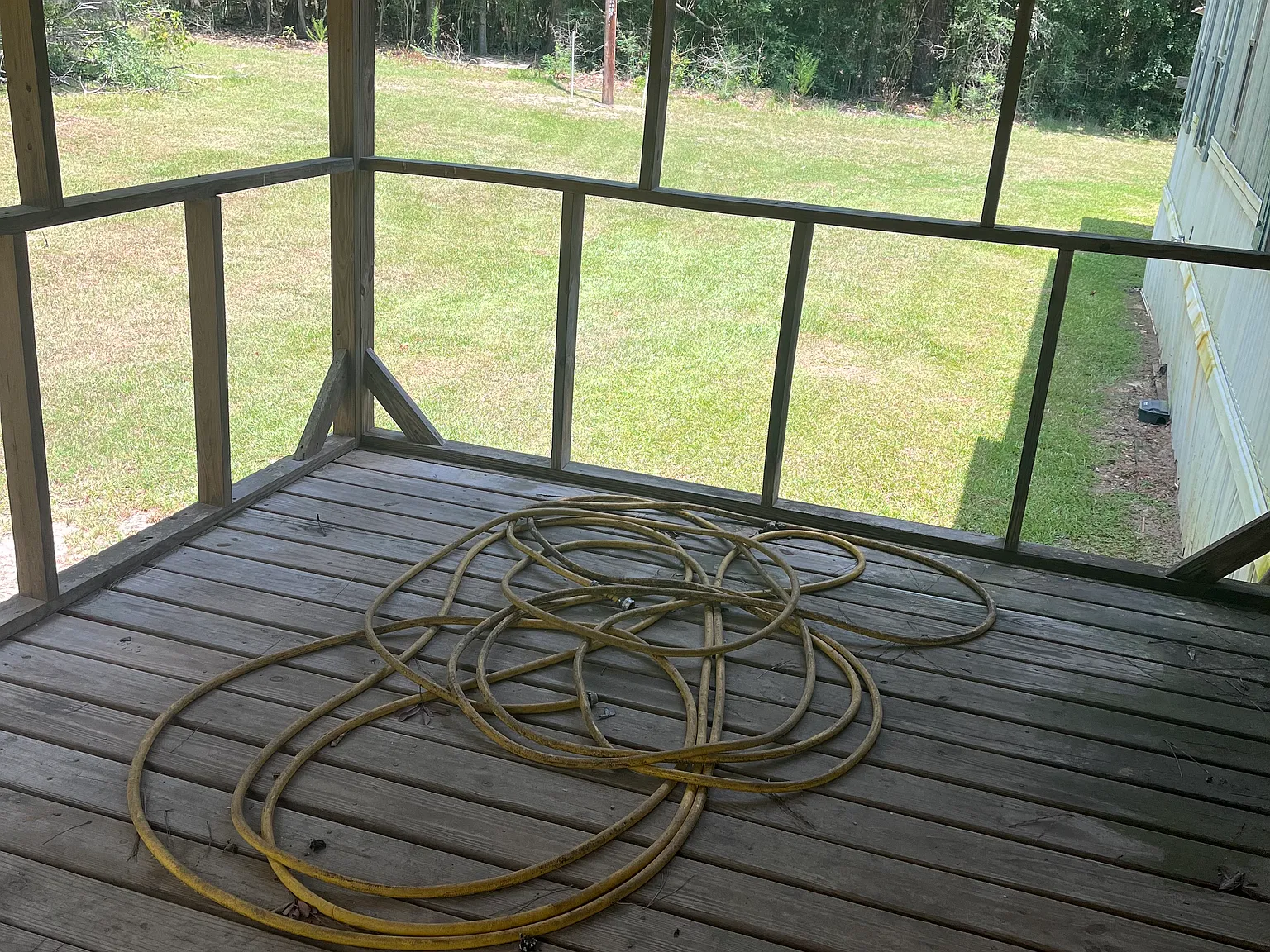 3 bed, 1120 sqft, $1,000 — Photo 3