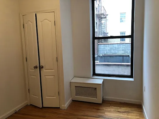 Rented by Friedman Roth Realty | media 4