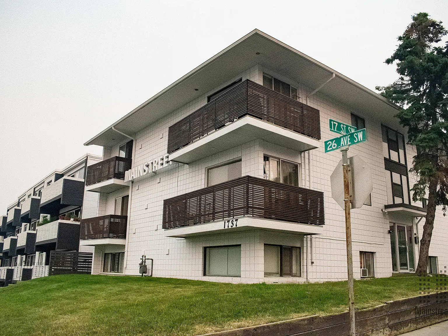 Bankview 1737 Apartments — Photo 2