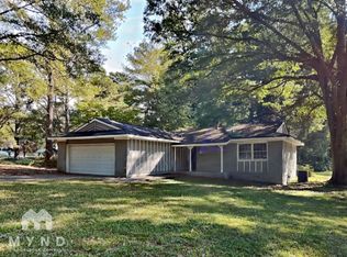 370 Dot Dr, Atlanta, GA 30349