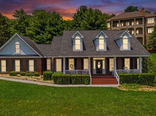 223 Lexington Pl, Sevierville, TN 37862