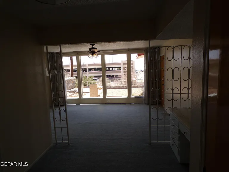 4820 Louisiana St — Photo 34
