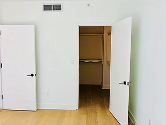 Rented by Aura Management