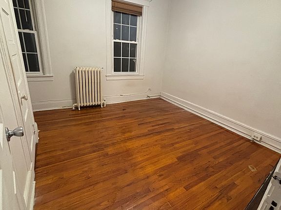 5th image of 208 Tompkins Ave APT 2N