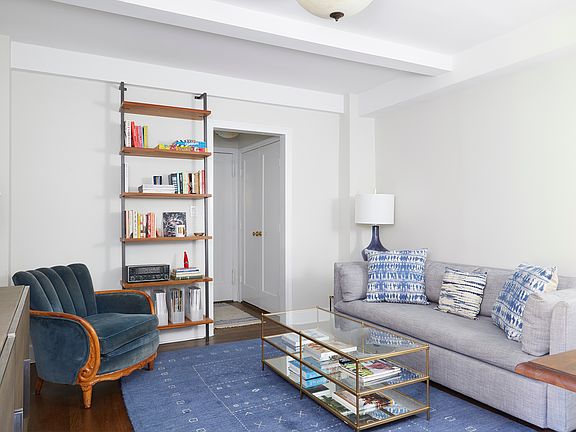 3rd image of 333 E 43rd St APT 508