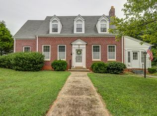 1401 Bedford Ave, Altavista, VA
