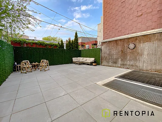 Rented by Rentopia | media 9