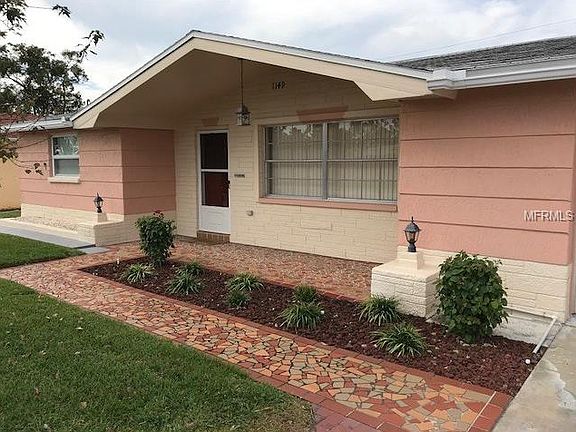 3rd image of 1149 Royalwood Dr