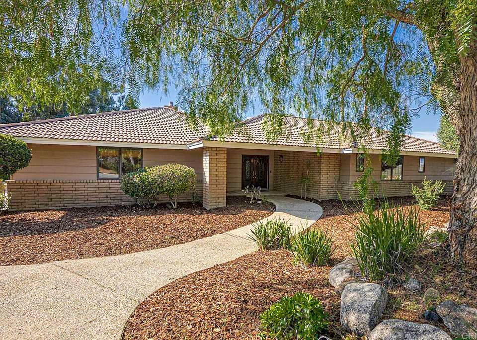 15226 Moonglow Dr, Ramona, CA 92065 Zillow