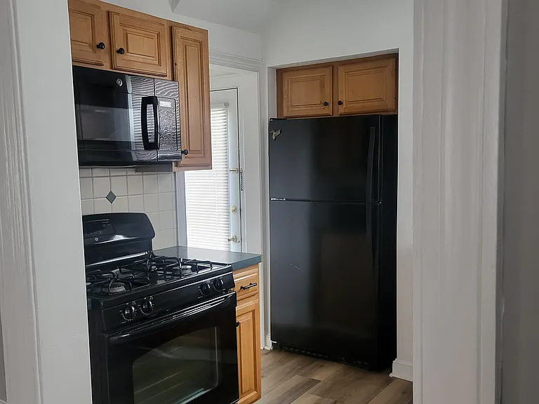2519 Philmay Ter — Photo 15