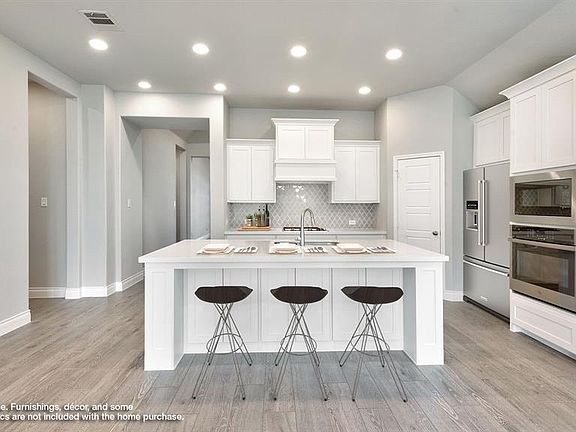 3rd image of 2413 Cobbler St