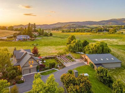 39 E Valley View Rd, Ashland, OR, 97520