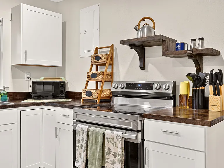 705 NW 64th Pl — Photo 36