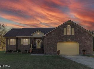 599 Crooked Run Rd, Elizabeth City, NC 27909