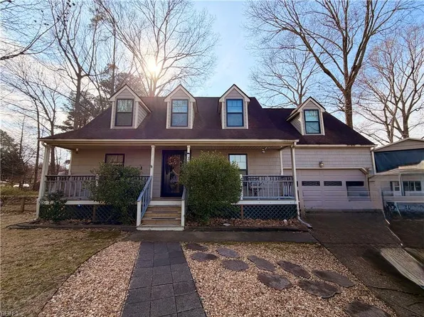 2256 Mansion Cross Ln, Virginia Beach, VA 23456