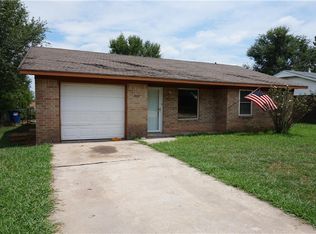 305 Debbie Ln, Tecumseh, OK 74873
