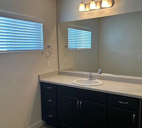 5th image of 23 N 2370 W #23