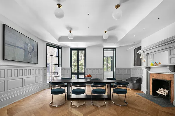 Sold by Compass | media 5