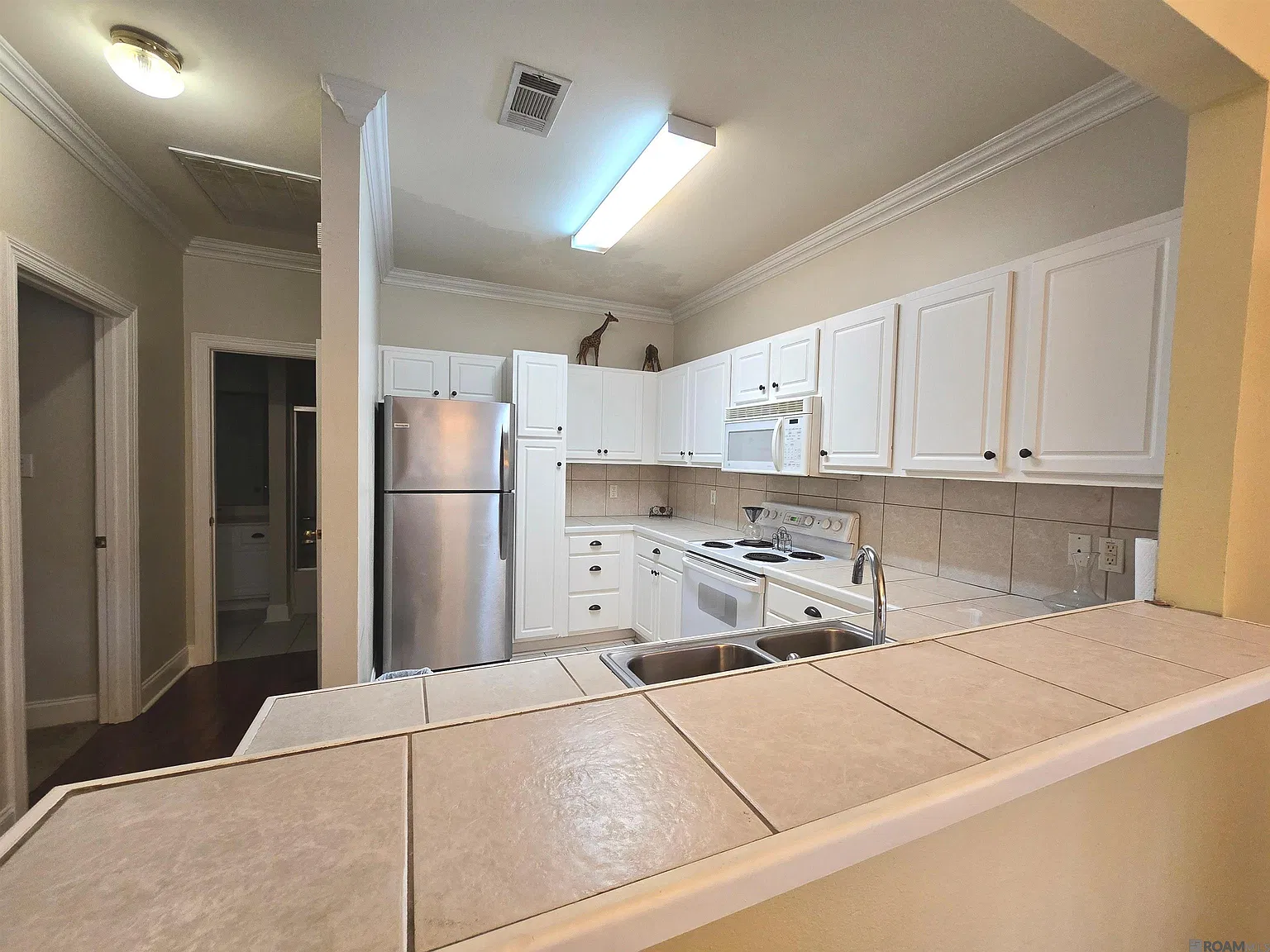 3 bed, 1582 sqft, $1,590 — Photo 2