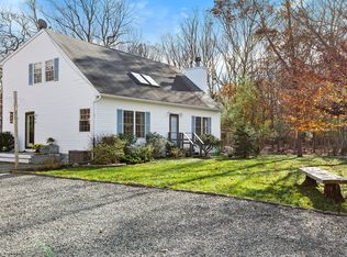 122 Harbor Blvd, East Hampton, NY 11937