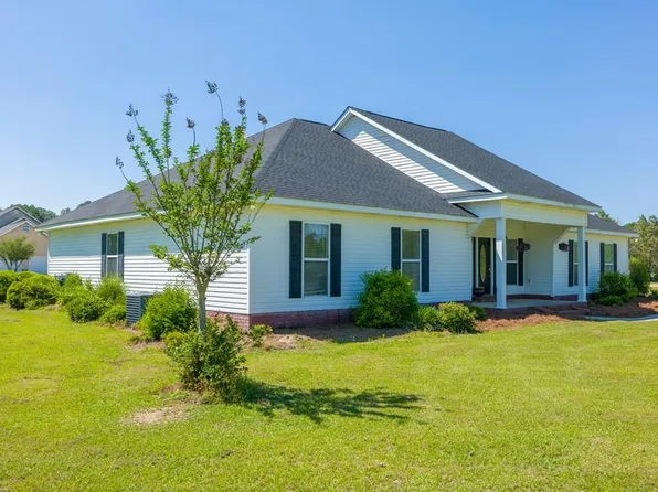67 Sherry Ln, Nashville, GA 31639
