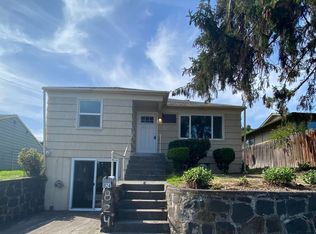 824 E 14th St, The Dalles, OR 97058