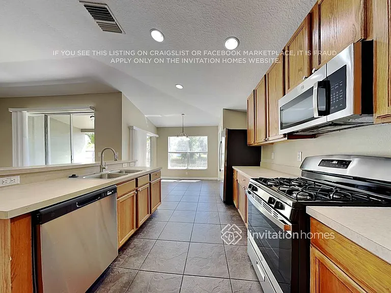 6815 Monarch Park Dr — Photo 7