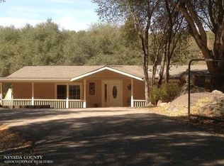 15240 Willow Wood Ln, Grass Valley, CA 95949