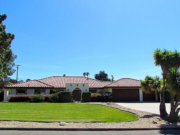 2nd image of 2242 Clearlake Dr