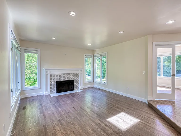 Plenty of natural light in the sitting area