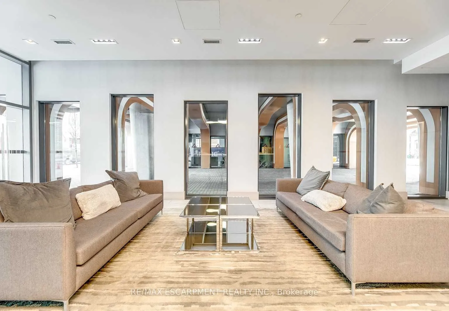 2 bed, $2,900 — Photo 3