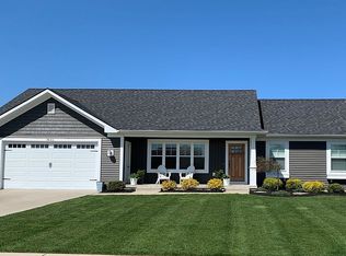 7445 Medinah Dr, Hudsonville, MI 49426