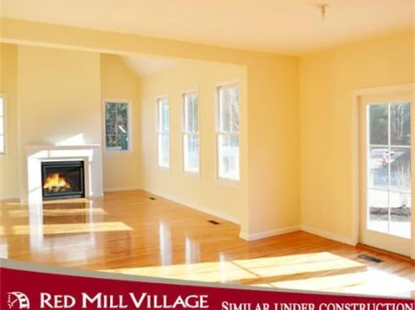 14 White St, Norton, MA 02766