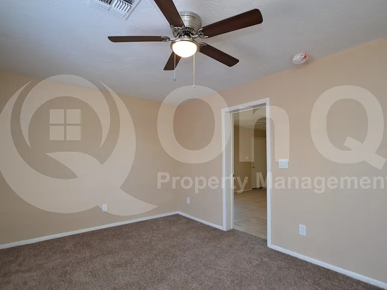 8118 N 29th Ave — Photo 7