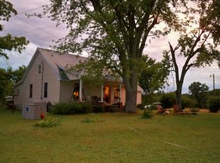 375 Puckett Rd, Henry, TN 38231