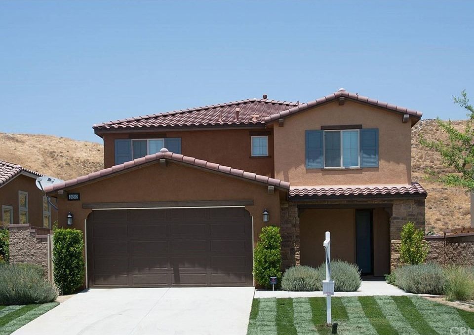 1st image of 36500 Geranium Dr