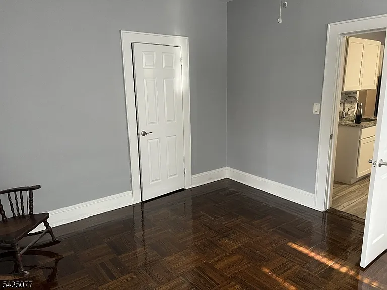 68 Wolf Pl #1 — Photo 6
