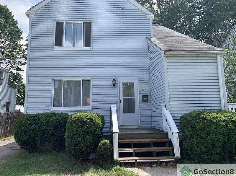 1st image of 47 Lawn Ave
