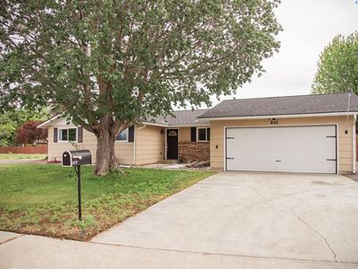620 N Buntin Pl, Kennewick, WA, 99336