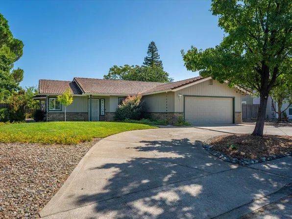 359 Aquamarine Way, Redding, CA 96003