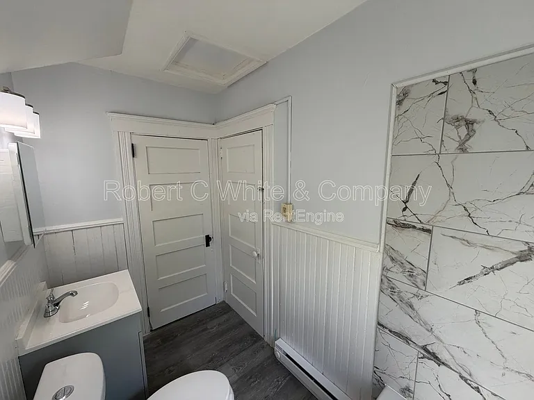 28 Hull St #3 — Photo 11